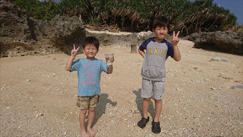 21日・27度だったので庭遊びから海へ！